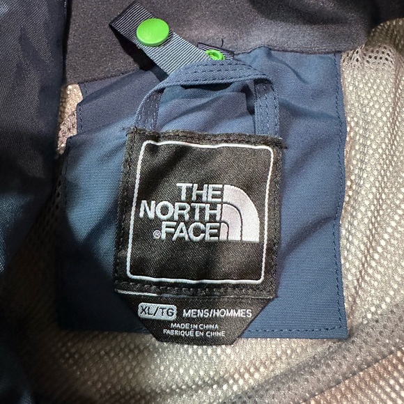 Northface high vent jacket size extra large with inside liner - Picture 5 of 7